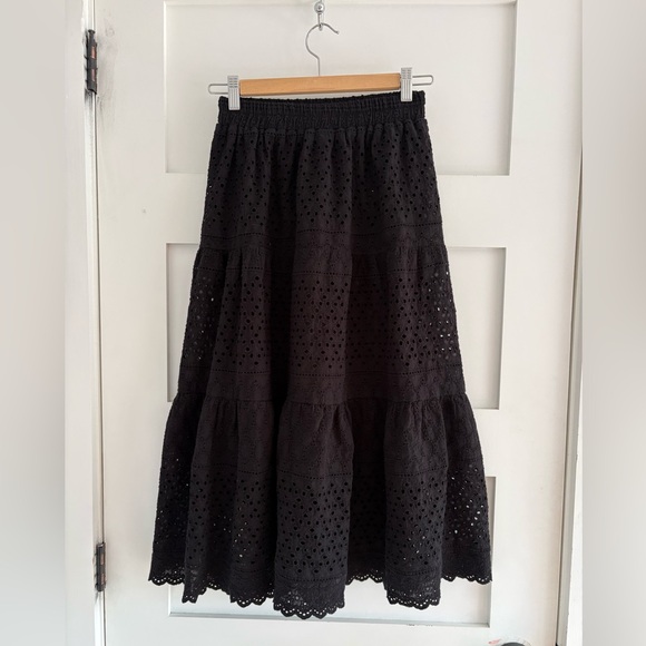 Suzy Shier Dresses & Skirts - Suzy Shier Black Eyelet Tiered Midi Skirt size M